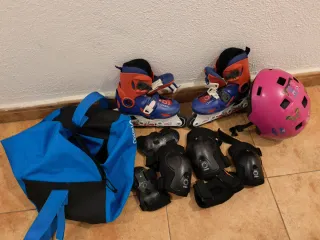 Patines Oxelo con protecciones y casco