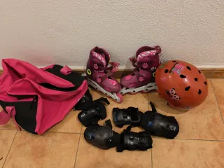 Patines Oxelo con protecciones y casco