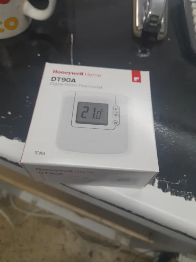 Termostato Honeywell Home DT90A