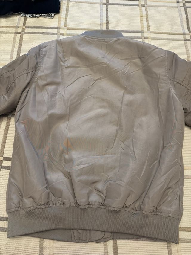 Bomber beige