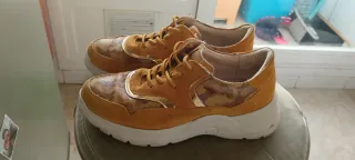 Zapatos Pitillos Talla 37 Color Mostaza