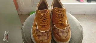 Zapatos Pitillos Talla 37 Color Mostaza