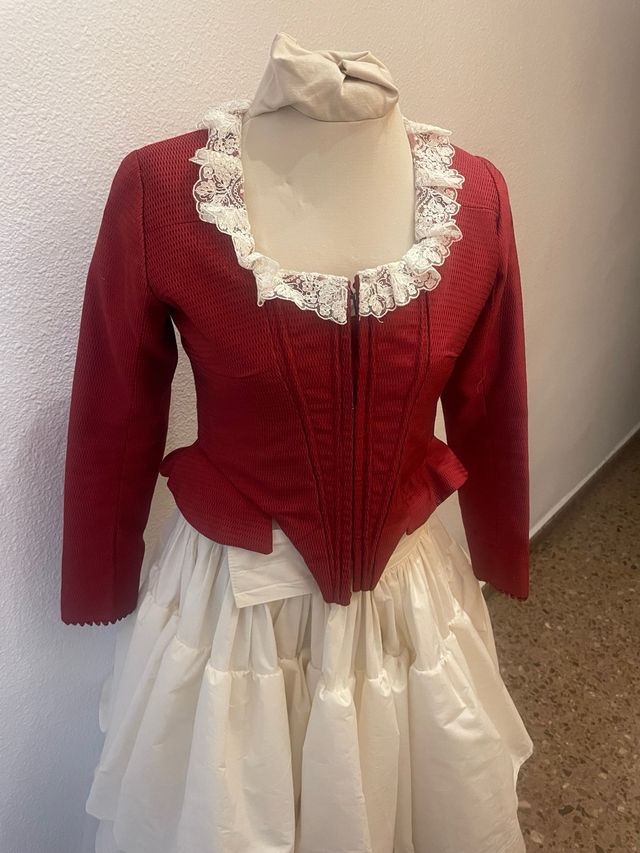 Corpiño Fallera burdeos con Encaje Blanco