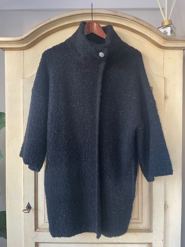 Chaqueta negra y lurex