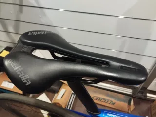 Sillín Selle Italia Flite Boost Carbono 145mm