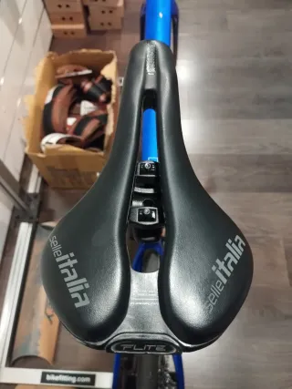 Sillín Selle Italia Flite Boost Carbono 145mm