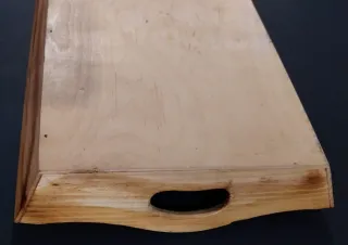 Vassoio in legno con divisori