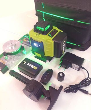 Nivel Láser LFINE 16 Líneas 360°