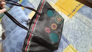 Bolso Desigual Marrón con Bordados Multicolor