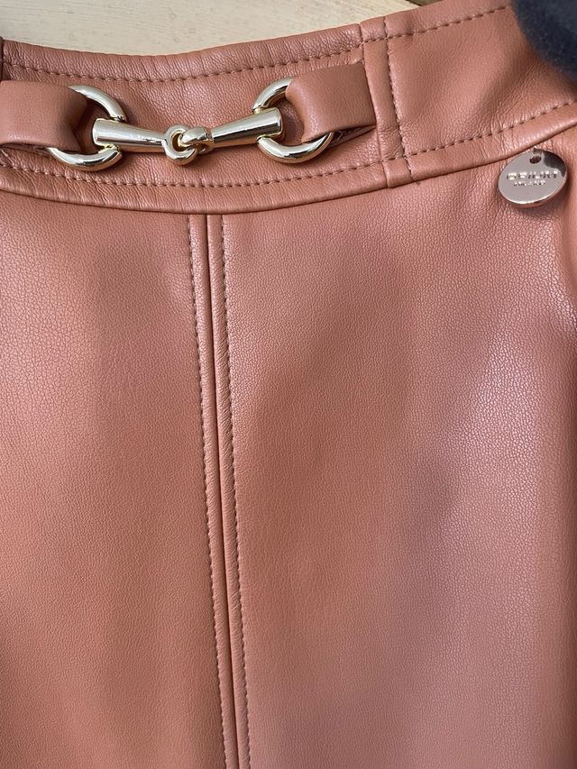 Falda larga efecto piel marrón