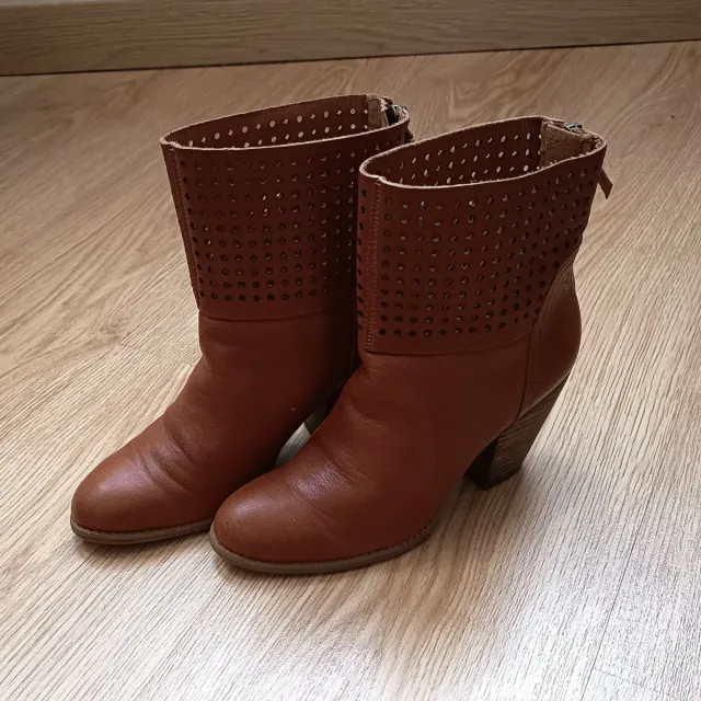 Botin Nine West Marrones Talla 36