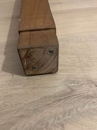 Mesa de comedor con 4 sillas de madera