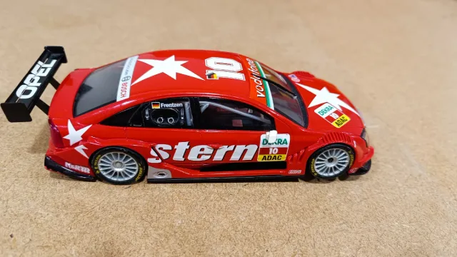 Scalextric Digital System Opel Vectra DTM