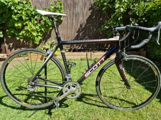 Bicicleta de carretera Scott, talla 56.