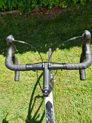 Bicicleta de carretera Scott, talla 56.