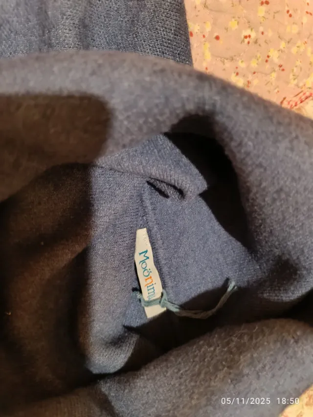 Precioso conjunto pantalón y jersey de punto azul