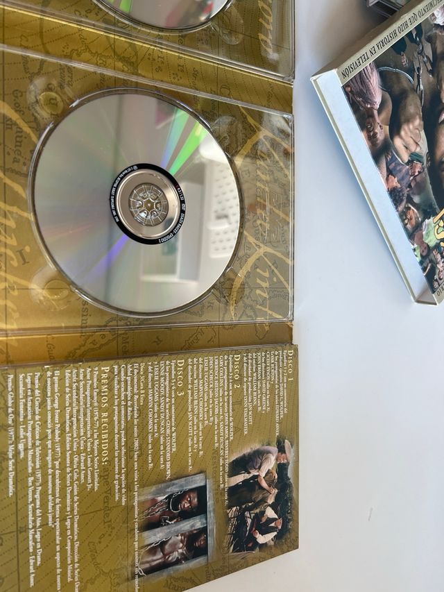 Serie DVD Raíces Edición Conmemorativa 25 Aniversa