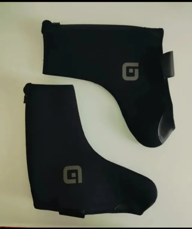 Cubre zapatillas neopreno Ale XL