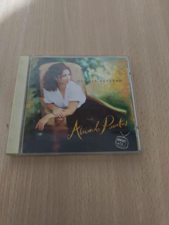CD Gloria Estefan Abriendo Puertas