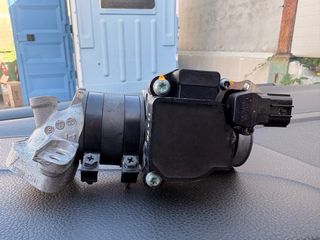 VENDO CORPO FARFALLATO HONDA SH 300