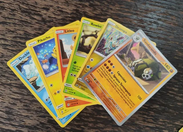 20 Carte Pokémon Mistery Box