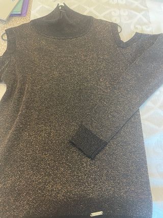 Jersey Guess Negro Dorado Talla M