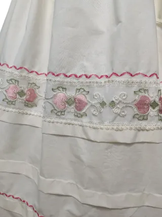 Enagua Regional Baturra