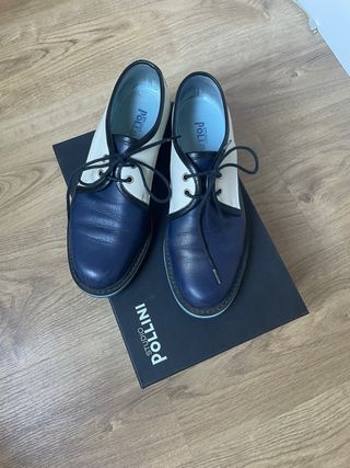 Zapatos Pollini Azul y Blanco