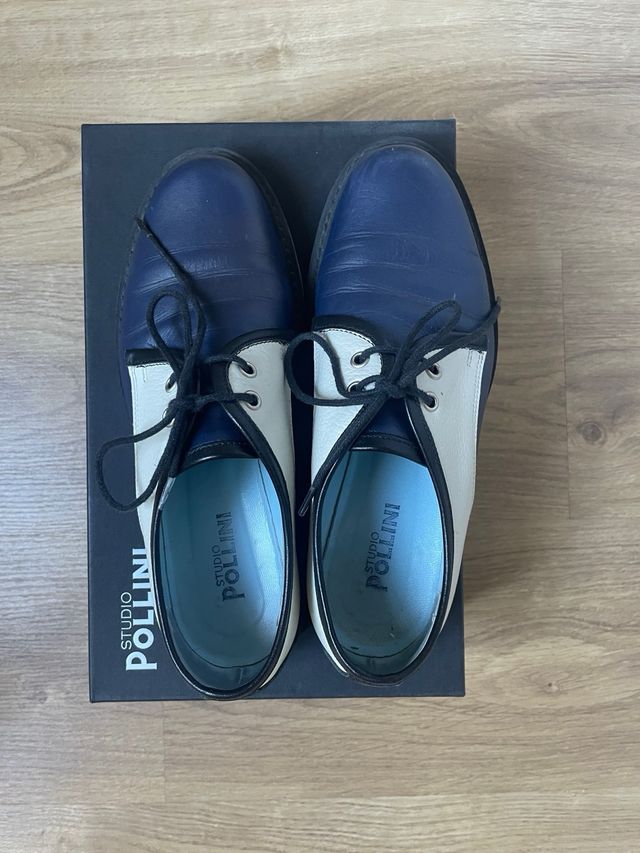Zapatos Pollini Azul y Blanco