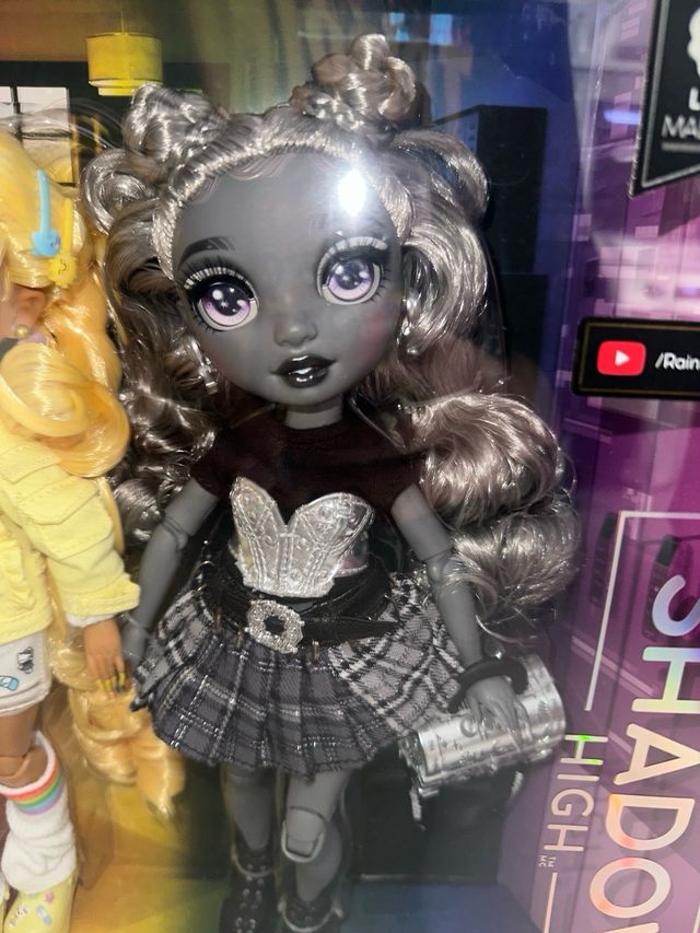 Shadow High Luna Madison Muñeca