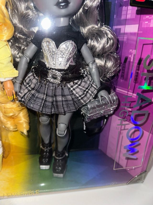 Shadow High Luna Madison Muñeca