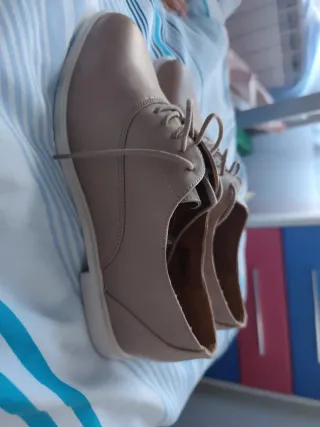 Zapatos beige mujer talla 38 nuevos