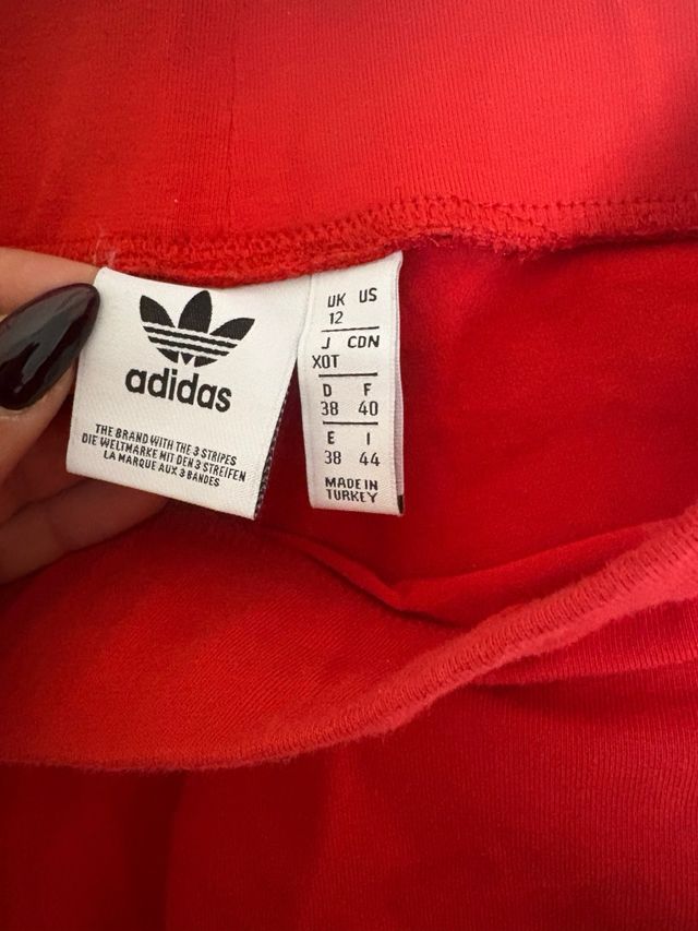 Mallas Adidas Essentials Cotton 3 Bandas Rojas