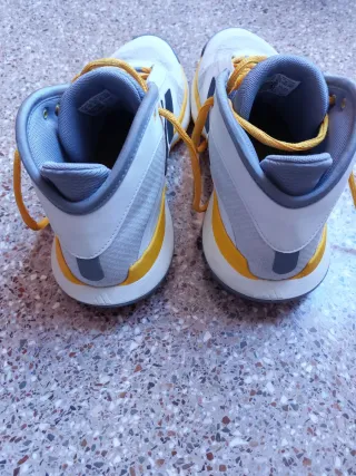 Zapatillas Baloncesto Adidas Bounce Legends 45 1/3