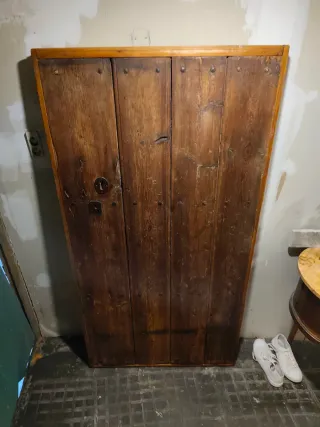 Puerta antigua de madera