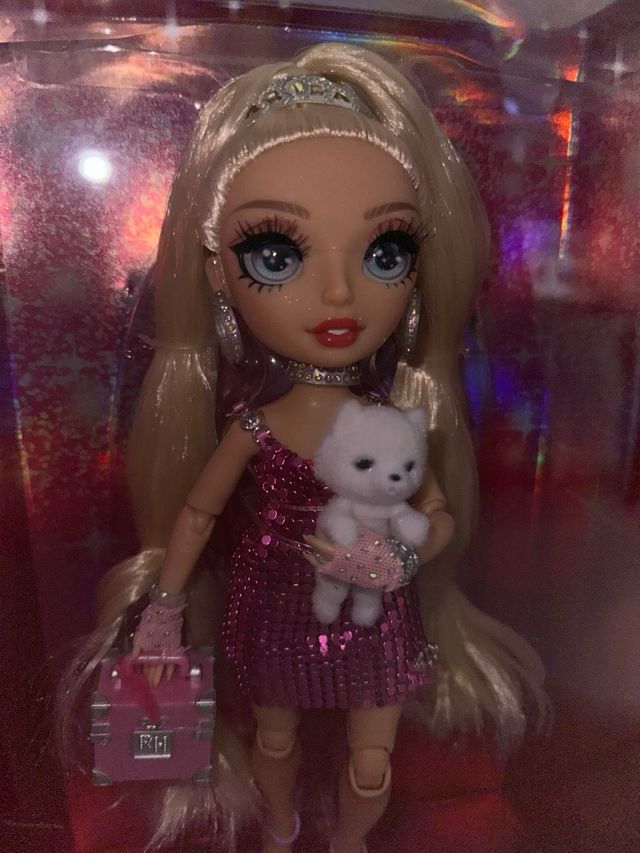 Rainbow High Paris Hilton Muñeca