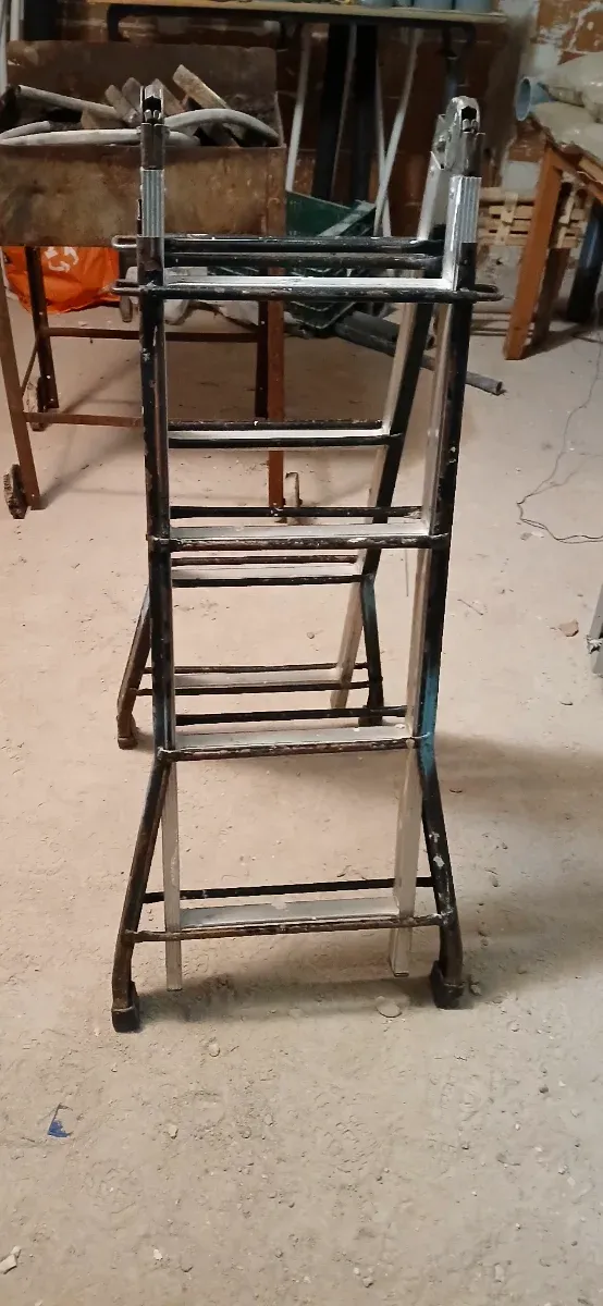 Escalera extensible plegable