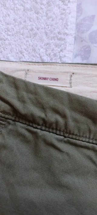 Pantalones Chinos Verdes