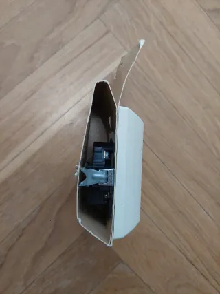 Enchufe con interruptor Kopp