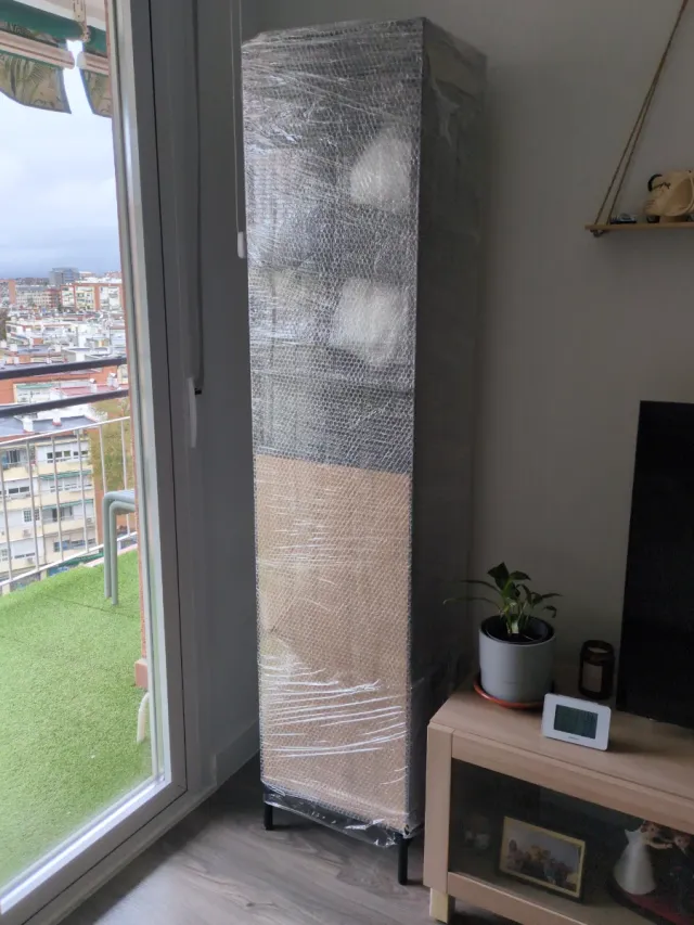 Armario Boastad Ikea Madera y Negro