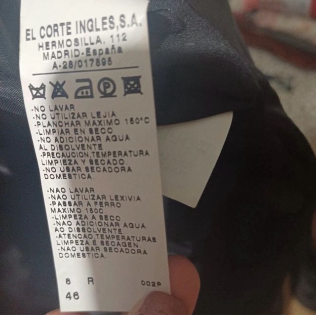 Traje de hombre negro