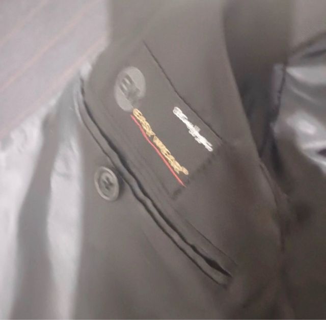 Traje de hombre negro