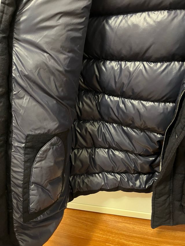 Capo spalla blu e grigio