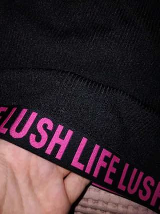 Top Negro Lush Life