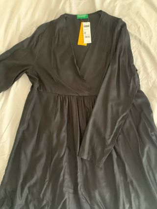 Vestido negro Benetton talla L sin estrenar