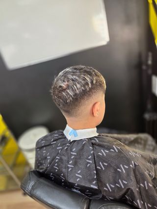 Corte de pelo para hombres GRATIS- Aprendiz