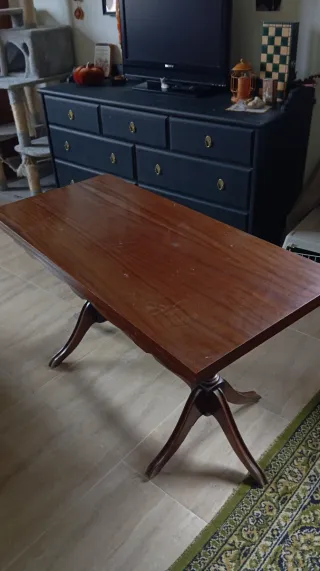 Mesa de centro de madera extensible