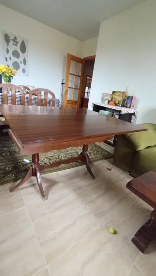 Mesa de centro de madera extensible