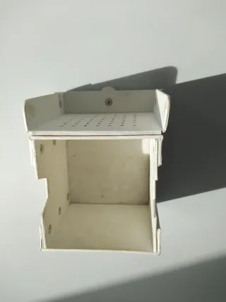 Caja de reloj Diesel blanca