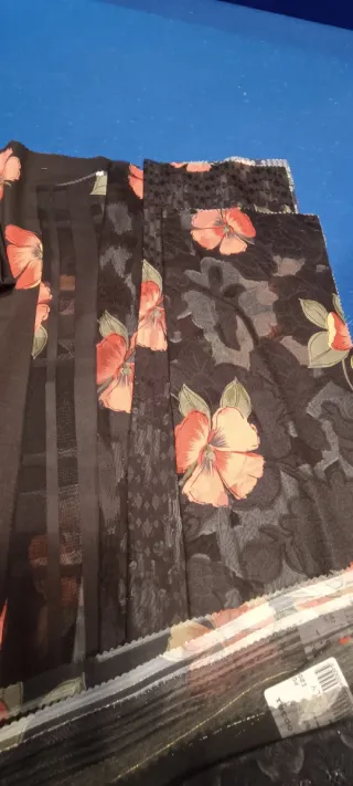 Retales de tela con flores